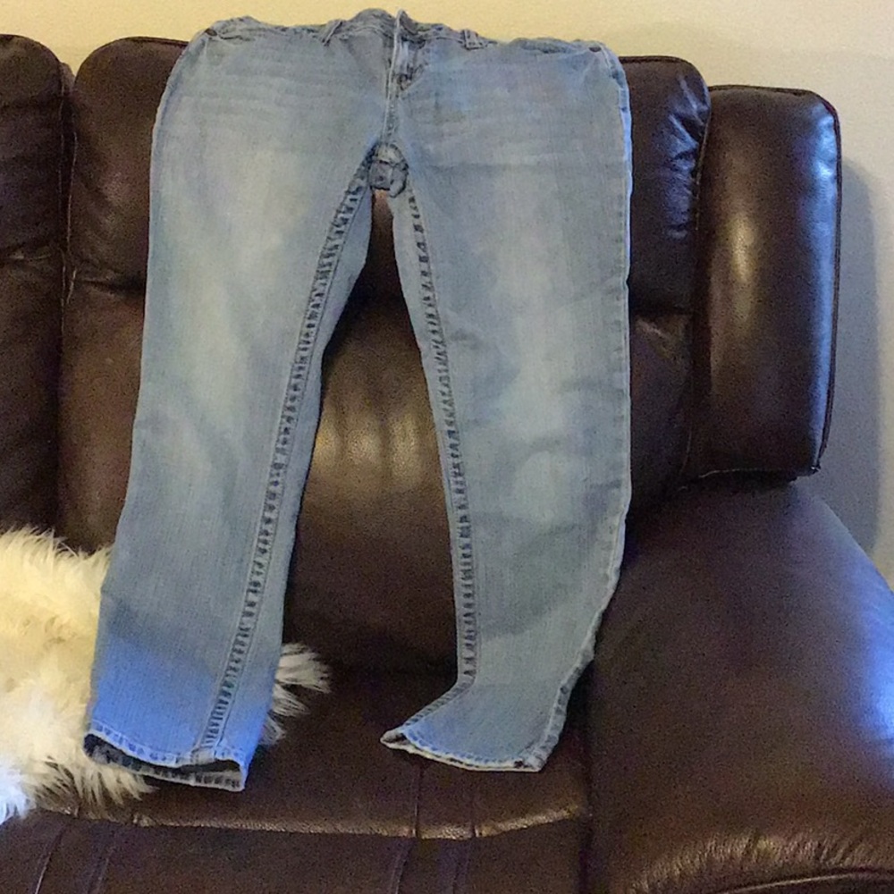 Aeropostale jeans.